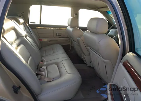 1998 Cadillac Deville Standard z USA, uszkodzony, nr VIN 1G6KD54Y6WU715153